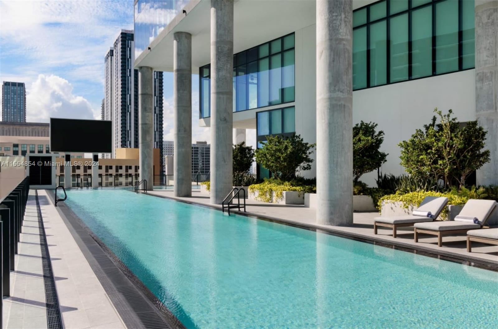 398 NE 5th St 1419, Miami, Florida 33132, 1 Bedroom Bedrooms, ,1 BathroomBathrooms,Residential,For Sale,398 NE 5th St 1419,A11554854