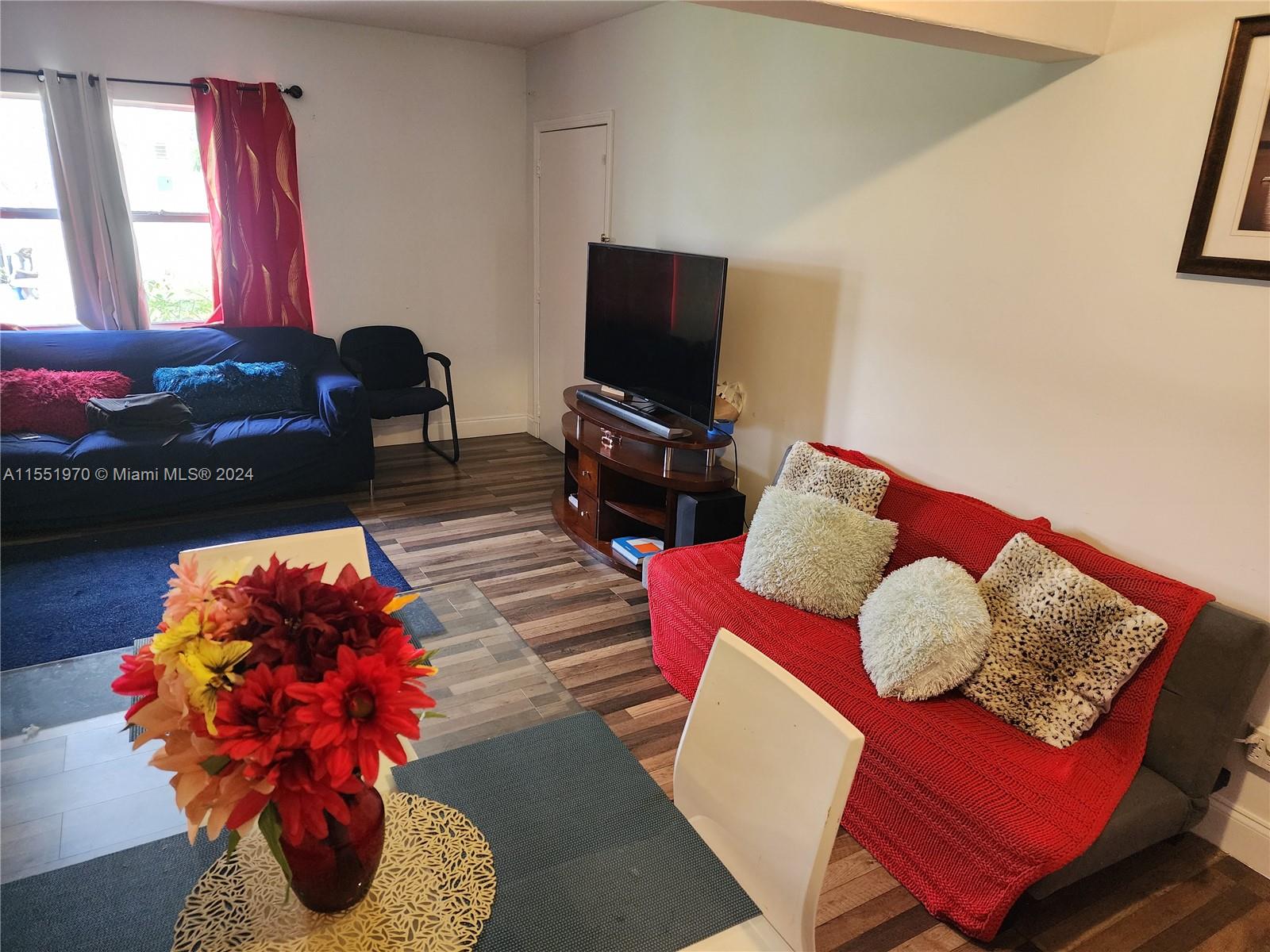 424 NE 82nd St 2C, Miami, Florida 33138, 2 Bedrooms Bedrooms, ,1 BathroomBathrooms,Residential,For Sale,424 NE 82nd St 2C,A11551970