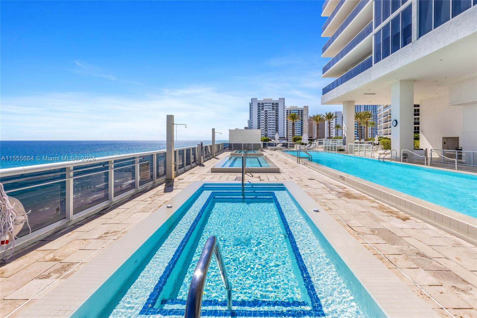 1830 S Ocean Dr 2808, Hallandale Beach, Florida 33009, 2 Bedrooms Bedrooms, ,2 BathroomsBathrooms,Residential,For Sale,1830 S Ocean Dr 2808,A11555664