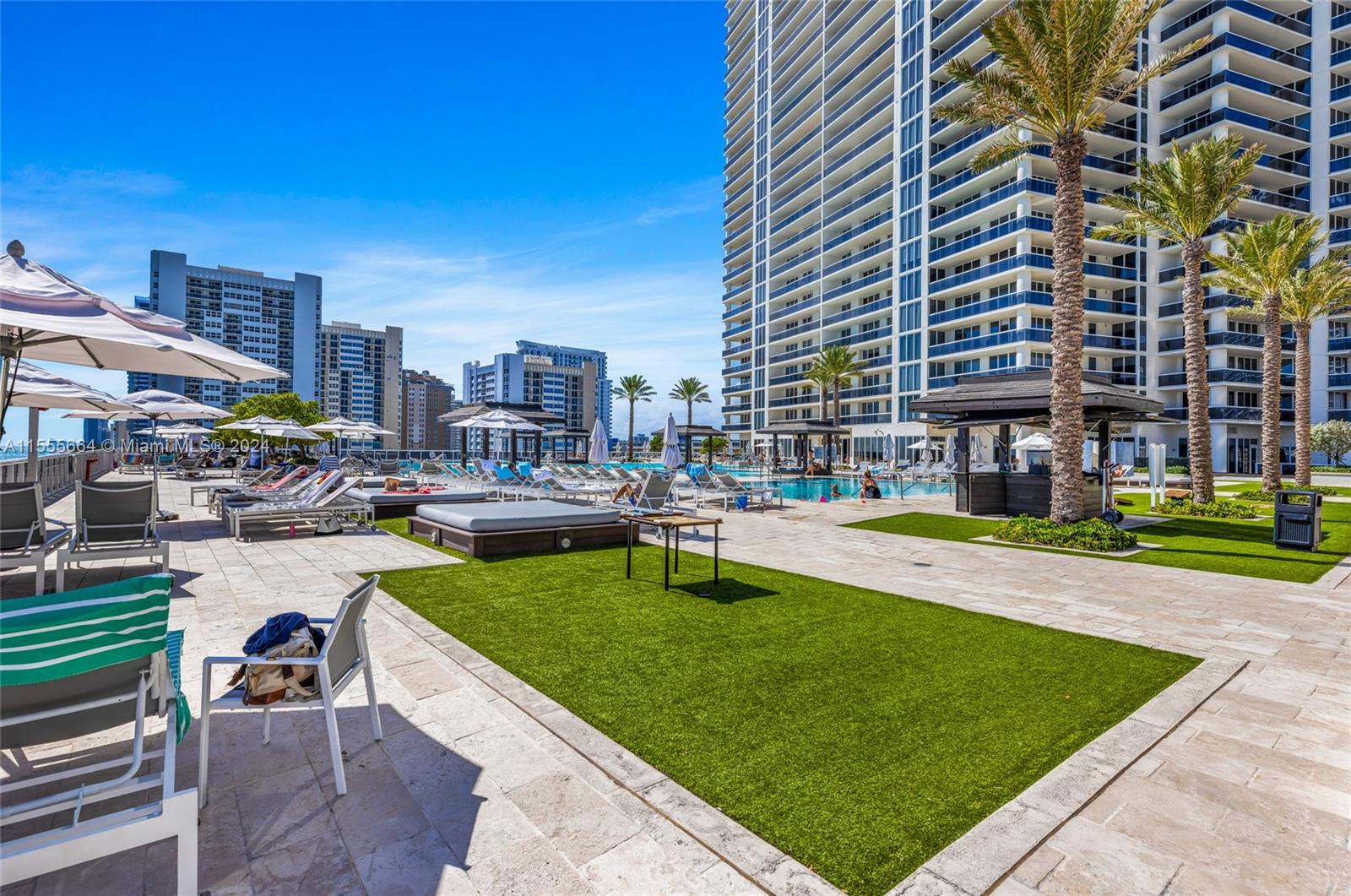 1830 S Ocean Dr 2808, Hallandale Beach, Florida 33009, 2 Bedrooms Bedrooms, ,2 BathroomsBathrooms,Residential,For Sale,1830 S Ocean Dr 2808,A11555664