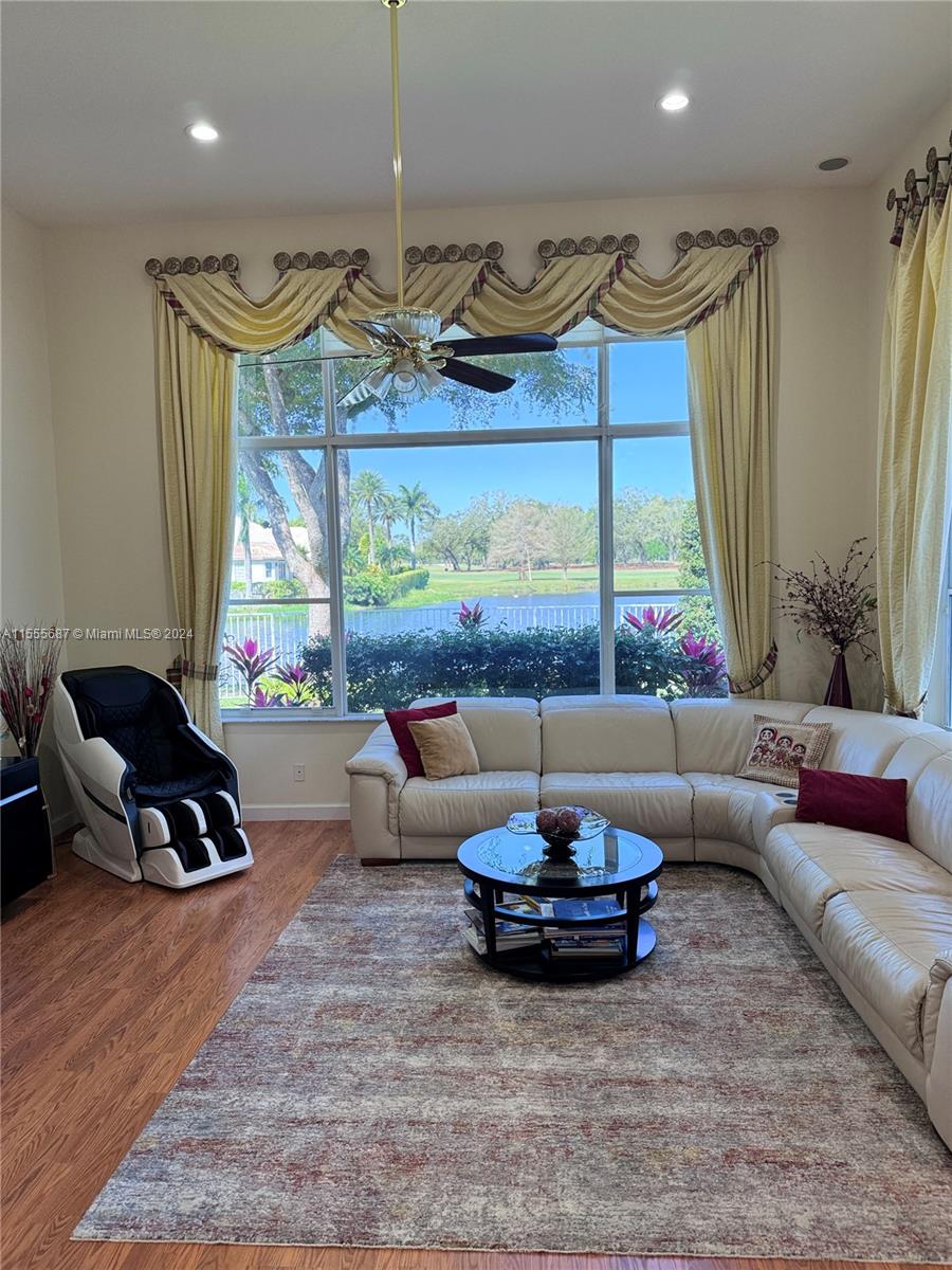 3647 Amelia Island Ln, Davie, Florida 33328, 3 Bedrooms Bedrooms, ,3 BathroomsBathrooms,Residential,For Sale,3647 Amelia Island Ln,A11555687