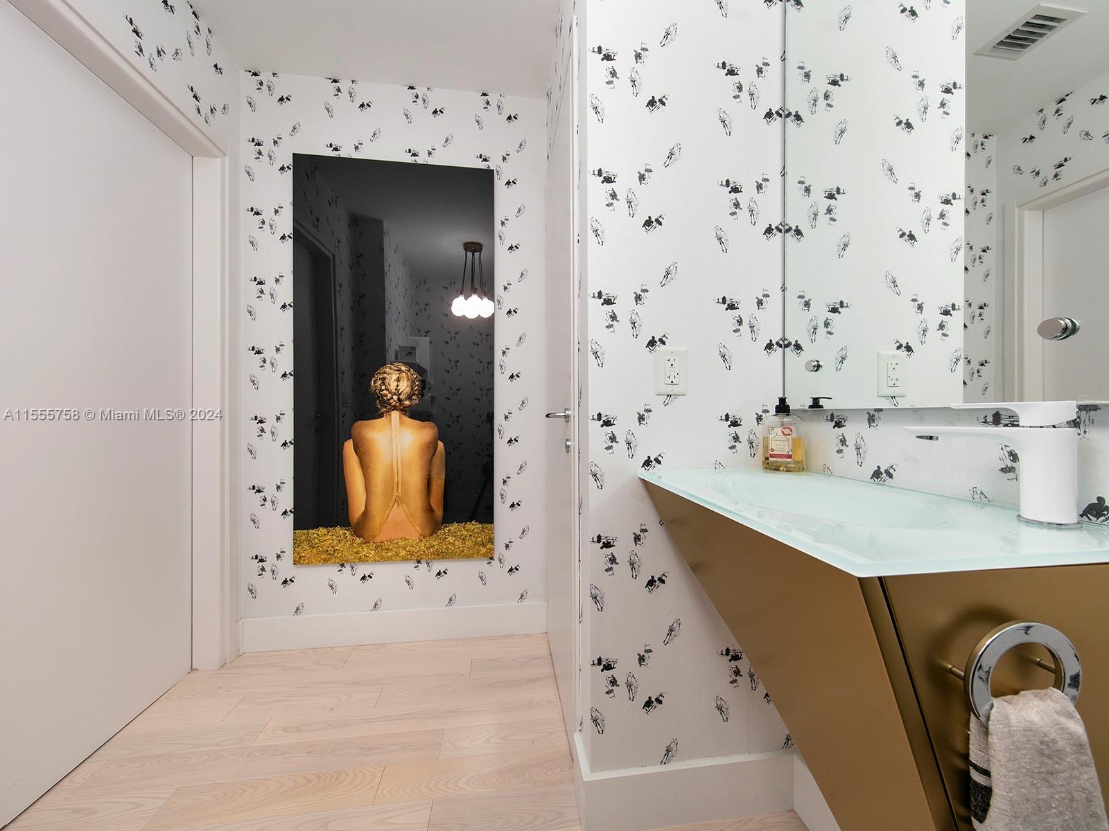50 S Pointe Dr 707, Miami Beach, Florida 33139, 2 Bedrooms Bedrooms, ,2 BathroomsBathrooms,Residential,For Sale,50 S Pointe Dr 707,A11555758