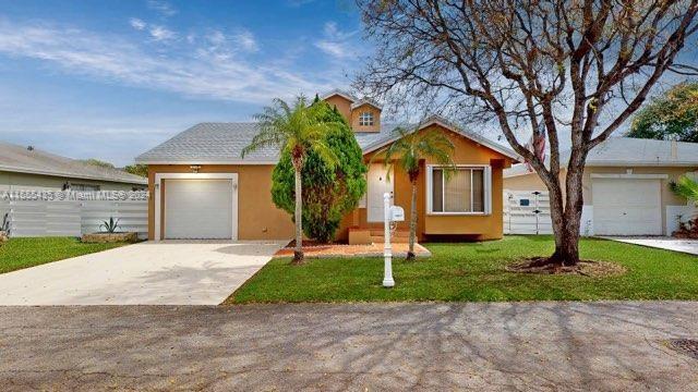 14517 SW 139th Ave Cir W  For Sale A11555435, FL