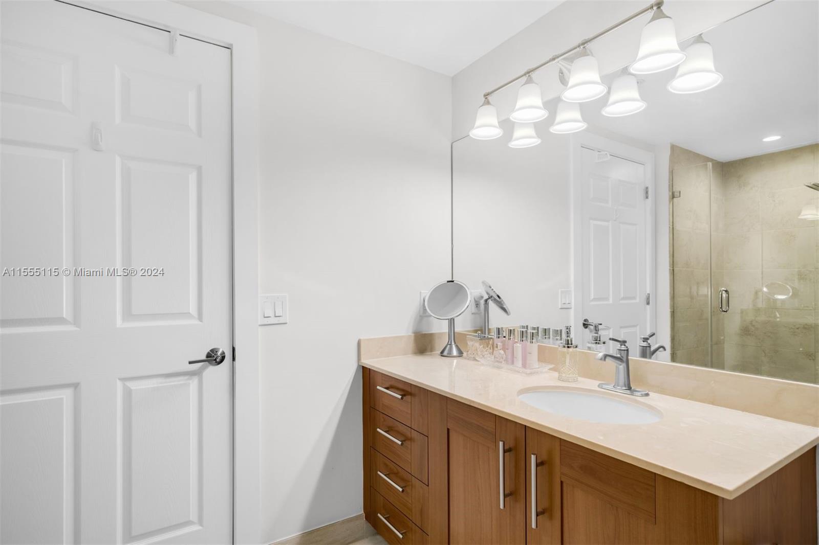 Primary Suite Bath