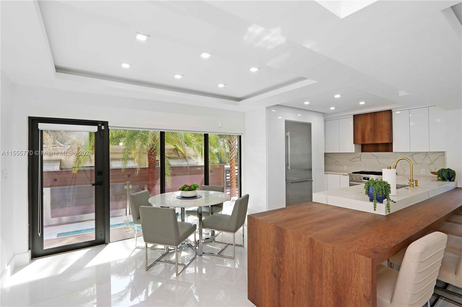 5601 N Ocean Dr, Hollywood, Florida 33019, 4 Bedrooms Bedrooms, ,3 BathroomsBathrooms,Residential,For Sale,5601 N Ocean Dr,A11555770