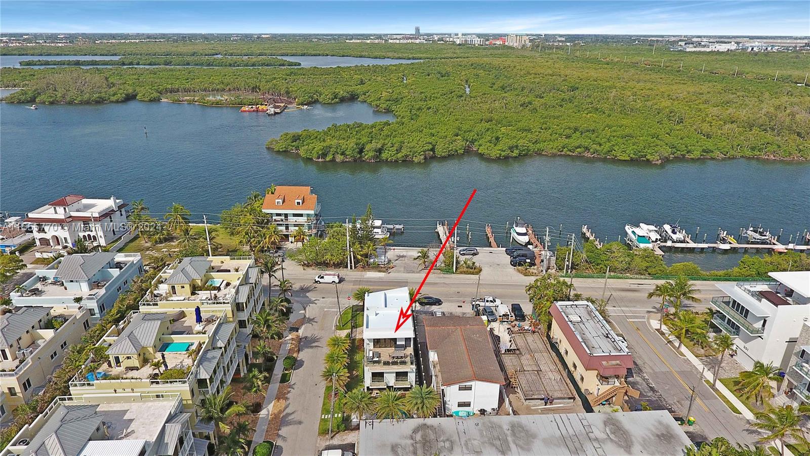 5601 N Ocean Dr, Hollywood, Florida 33019, 4 Bedrooms Bedrooms, ,3 BathroomsBathrooms,Residential,For Sale,5601 N Ocean Dr,A11555770