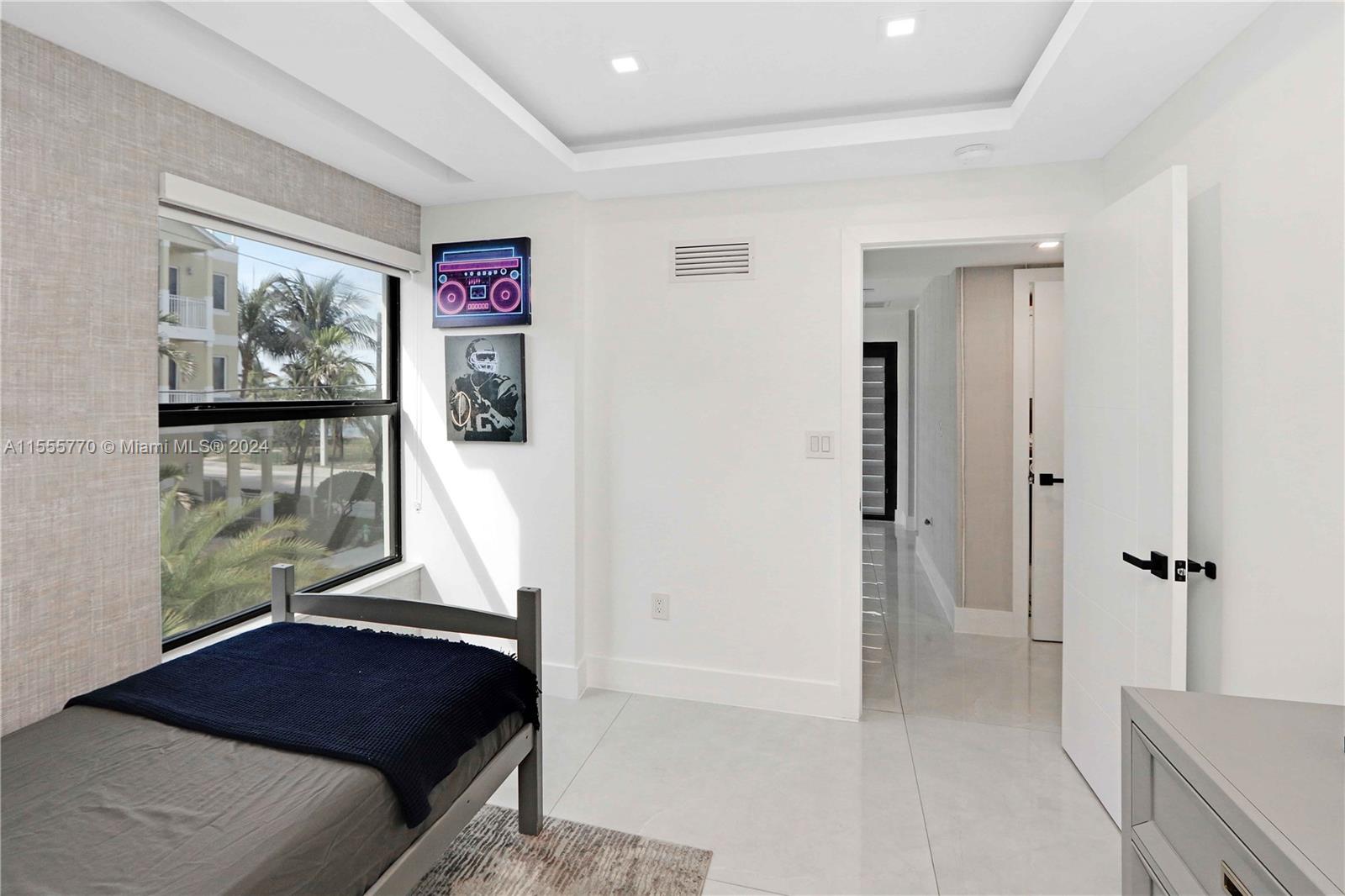 5601 N Ocean Dr, Hollywood, Florida 33019, 4 Bedrooms Bedrooms, ,3 BathroomsBathrooms,Residential,For Sale,5601 N Ocean Dr,A11555770