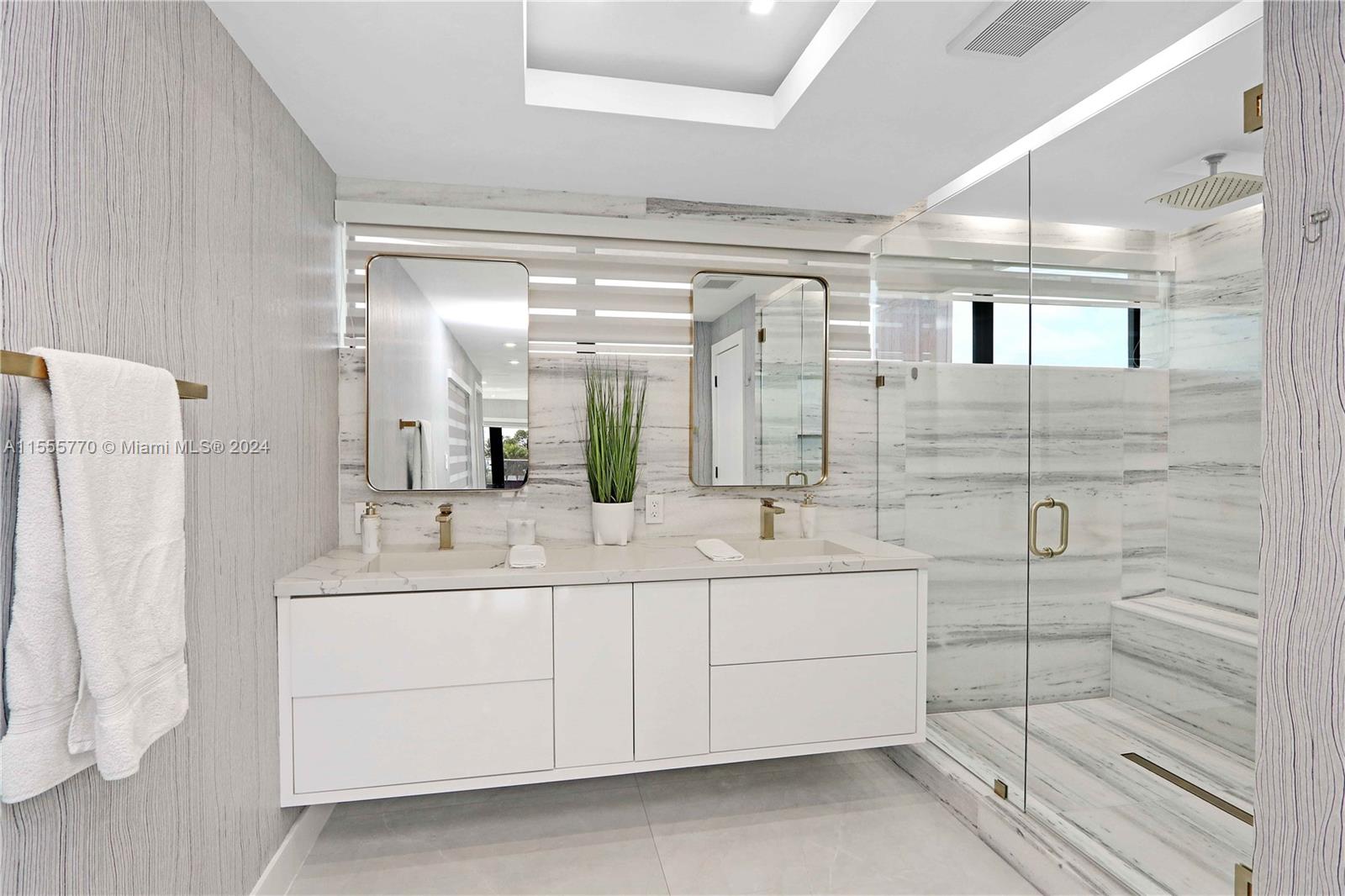 5601 N Ocean Dr, Hollywood, Florida 33019, 4 Bedrooms Bedrooms, ,3 BathroomsBathrooms,Residential,For Sale,5601 N Ocean Dr,A11555770