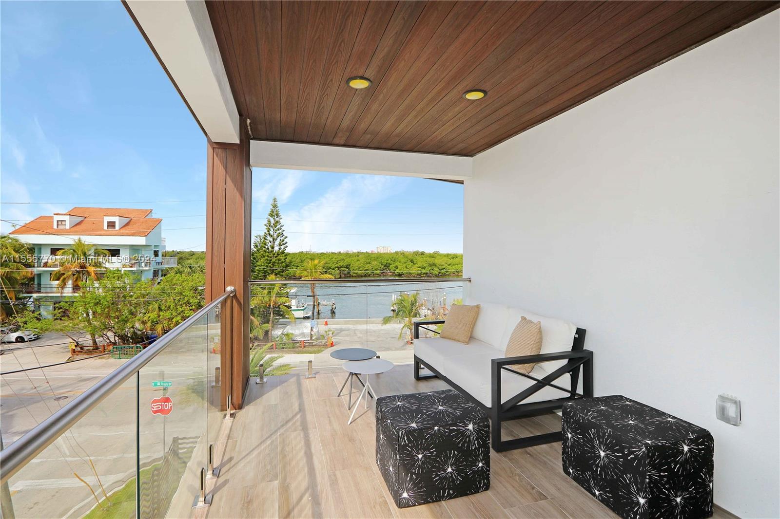 5601 N Ocean Dr, Hollywood, Florida 33019, 4 Bedrooms Bedrooms, ,3 BathroomsBathrooms,Residential,For Sale,5601 N Ocean Dr,A11555770