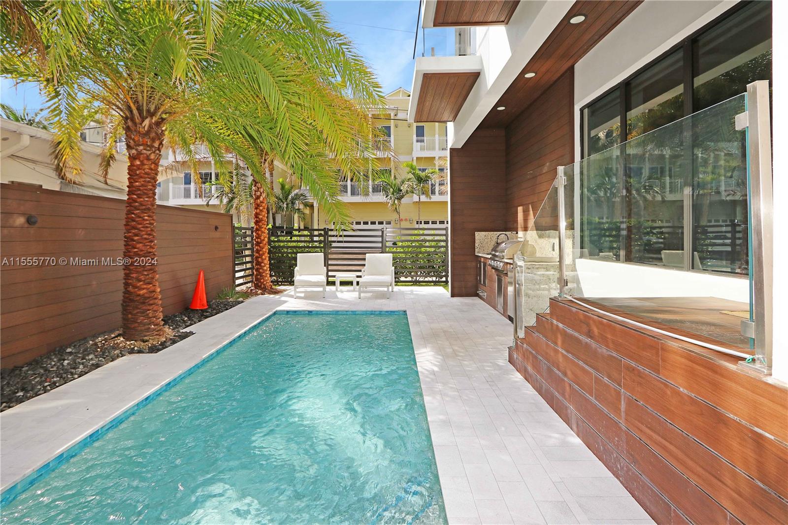 5601 N Ocean Dr, Hollywood, Florida 33019, 4 Bedrooms Bedrooms, ,3 BathroomsBathrooms,Residential,For Sale,5601 N Ocean Dr,A11555770