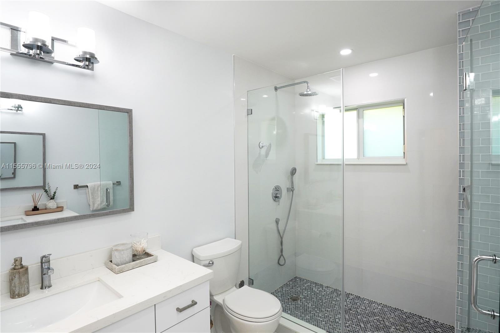 129 Cadima Ave, Coral Gables, Florida 33134, 3 Bedrooms Bedrooms, ,2 BathroomsBathrooms,Residential,For Sale,129 Cadima Ave,A11555796