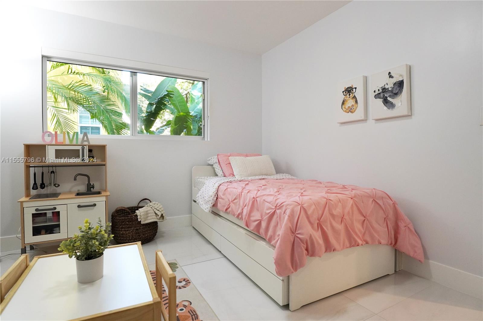 129 Cadima Ave, Coral Gables, Florida 33134, 3 Bedrooms Bedrooms, ,2 BathroomsBathrooms,Residential,For Sale,129 Cadima Ave,A11555796