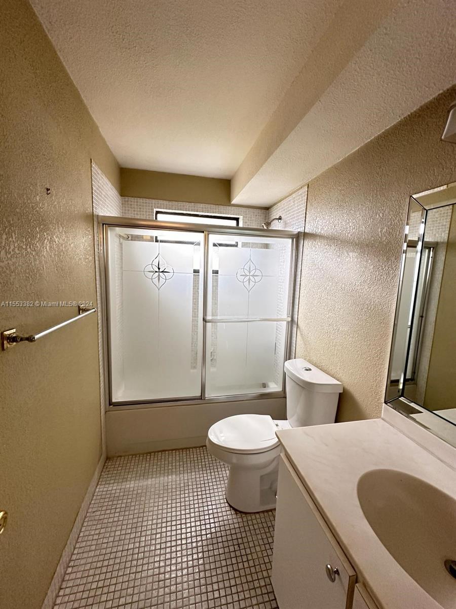 8050 W Mcnab Rd 224, Tamarac, Florida 33321, 2 Bedrooms Bedrooms, ,2 BathroomsBathrooms,Residential,For Sale,8050 W Mcnab Rd 224,A11553382