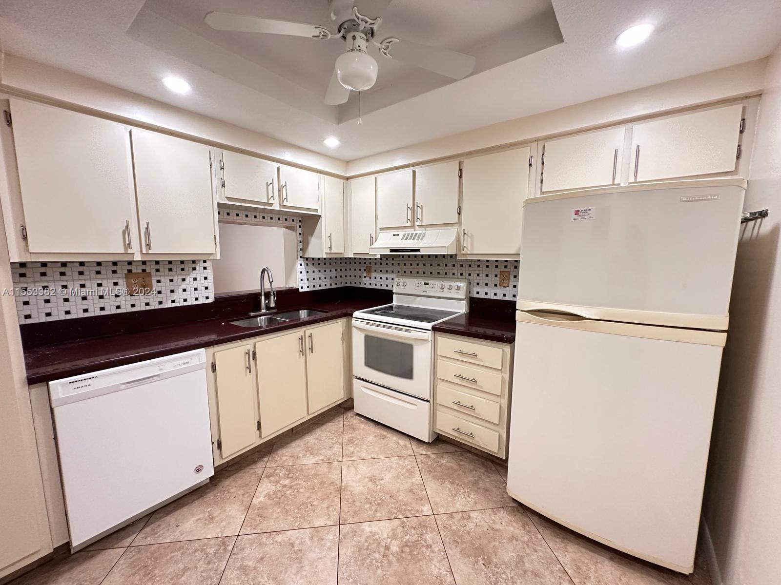 8050 W Mcnab Rd 224, Tamarac, Florida 33321, 2 Bedrooms Bedrooms, ,2 BathroomsBathrooms,Residential,For Sale,8050 W Mcnab Rd 224,A11553382