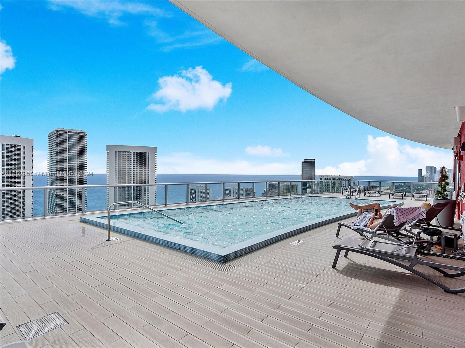 2602 E Hallandale Beach Blvd R2906, Hallandale Beach, Florida 33009, 2 Bedrooms Bedrooms, ,2 BathroomsBathrooms,Residential,For Sale,2602 E Hallandale Beach Blvd R2906,A11552956