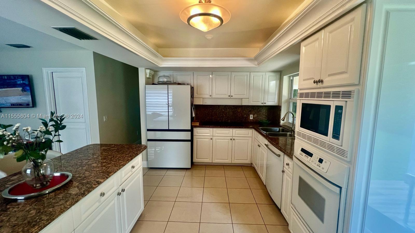 14725 SW 53rd Ter, Miami, Florida 33185, 4 Bedrooms Bedrooms, 4 Rooms Rooms,3 BathroomsBathrooms,Residential,For Sale,14725 SW 53rd Ter,A11555804