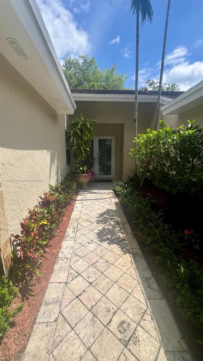 14725 SW 53rd Ter, Miami, Florida 33185, 4 Bedrooms Bedrooms, 4 Rooms Rooms,3 BathroomsBathrooms,Residential,For Sale,14725 SW 53rd Ter,A11555804