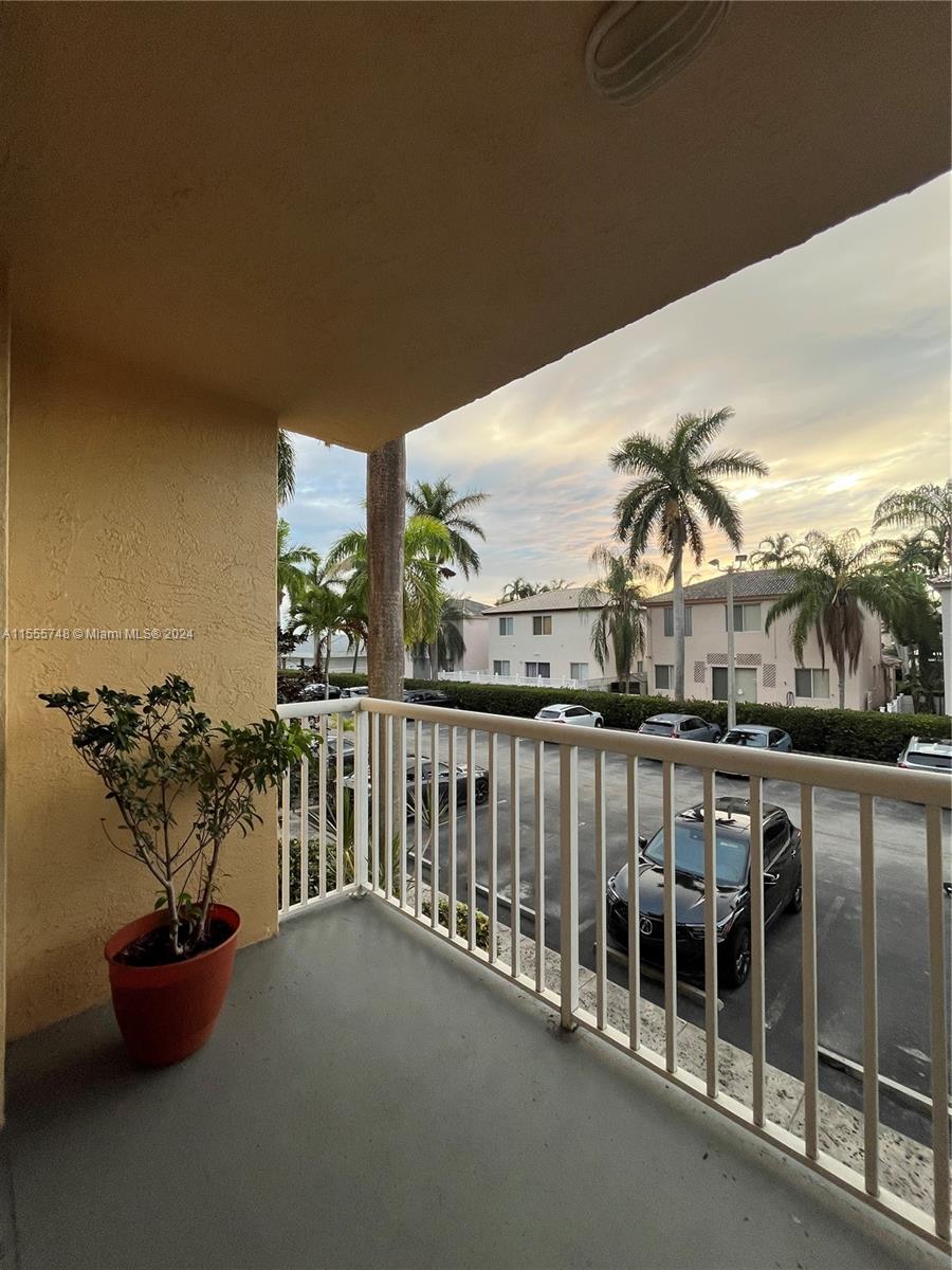 1450 SE 3rd Ave 209, Dania Beach, Florida 33004, 2 Bedrooms Bedrooms, ,2 BathroomsBathrooms,Residential,For Sale,1450 SE 3rd Ave 209,A11555748