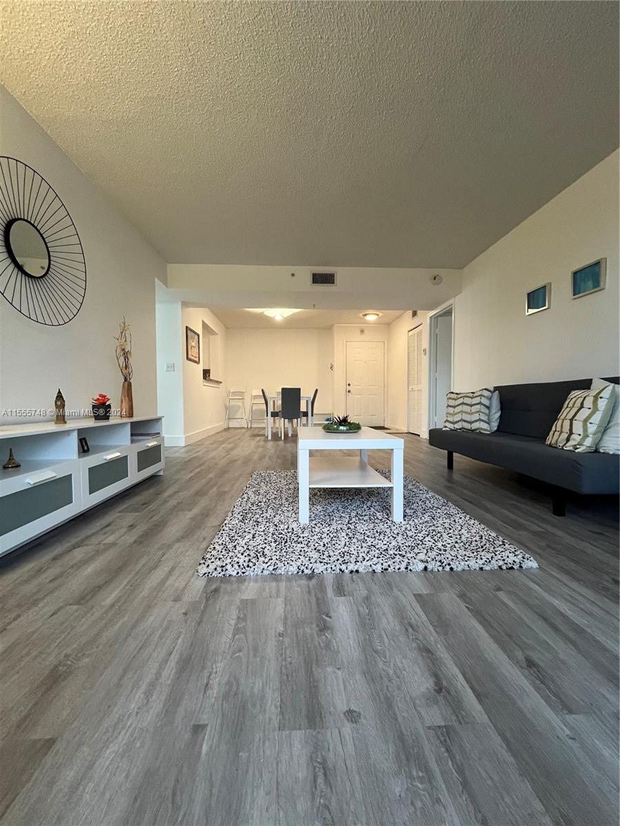 1450 SE 3rd Ave 209, Dania Beach, Florida 33004, 2 Bedrooms Bedrooms, ,2 BathroomsBathrooms,Residential,For Sale,1450 SE 3rd Ave 209,A11555748