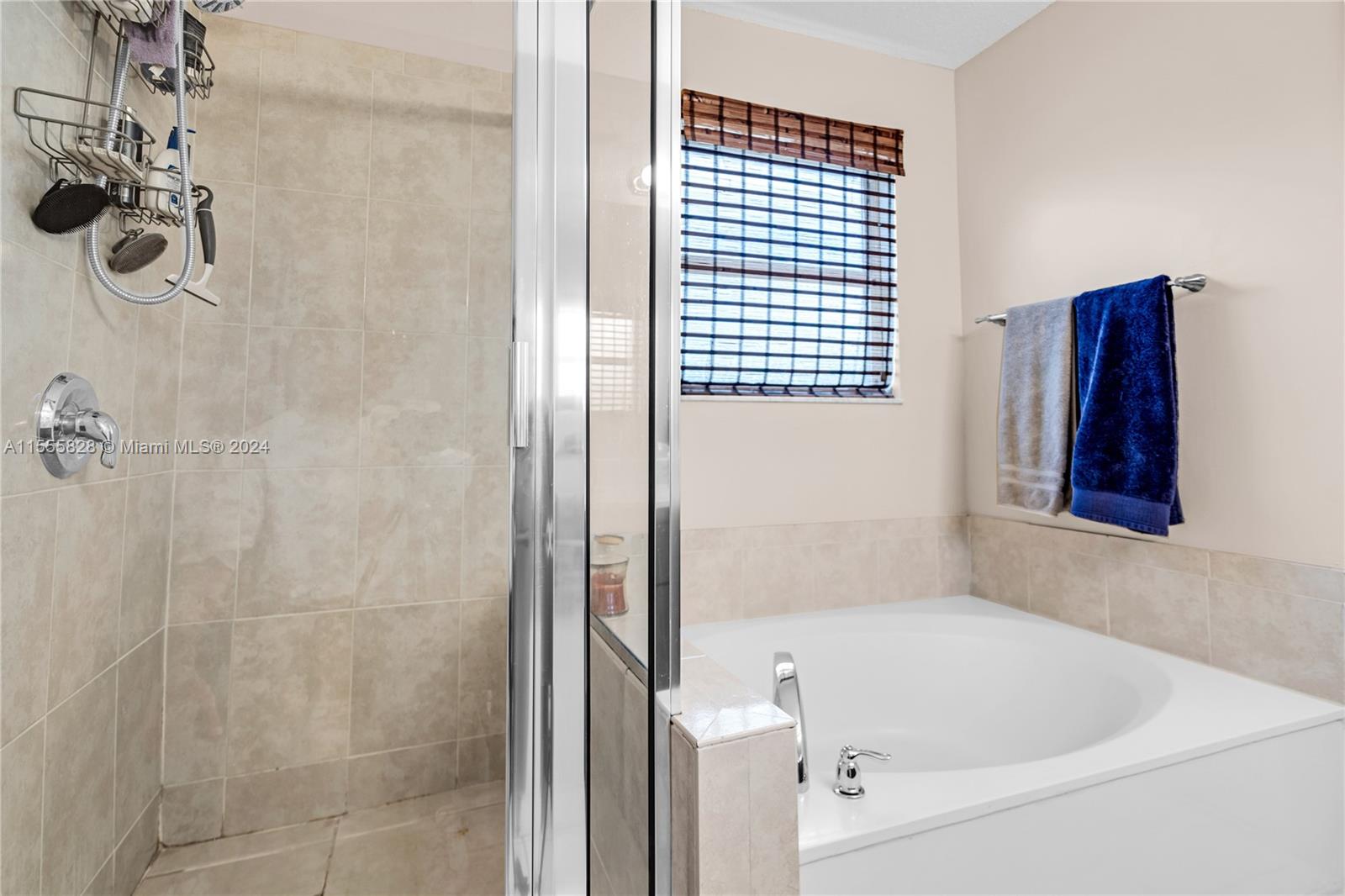 22006 SW 89th Ct, Cutler Bay, Florida 33190, 3 Bedrooms Bedrooms, ,2 BathroomsBathrooms,Residential,For Sale,22006 SW 89th Ct,A11555828