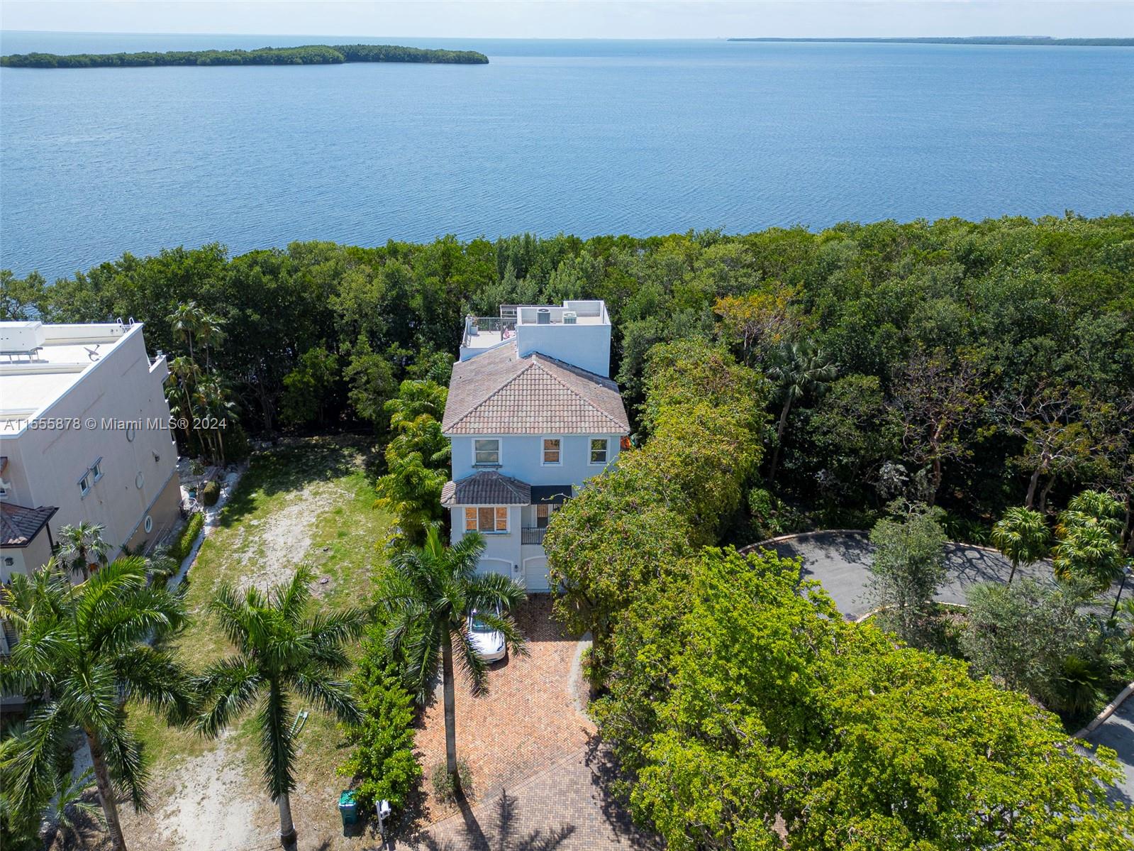 5867  Paradise Point Dr  For Sale A11555878, FL