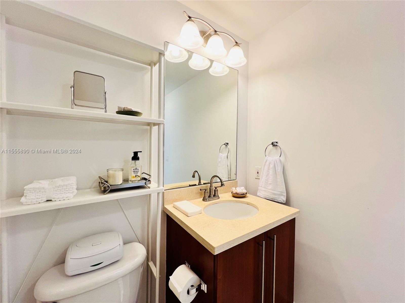 79 SW 12th St 1510-S, Miami, Florida 33130, 2 Bedrooms Bedrooms, ,2 BathroomsBathrooms,Residentiallease,For Rent,79 SW 12th St 1510-S,A11555890