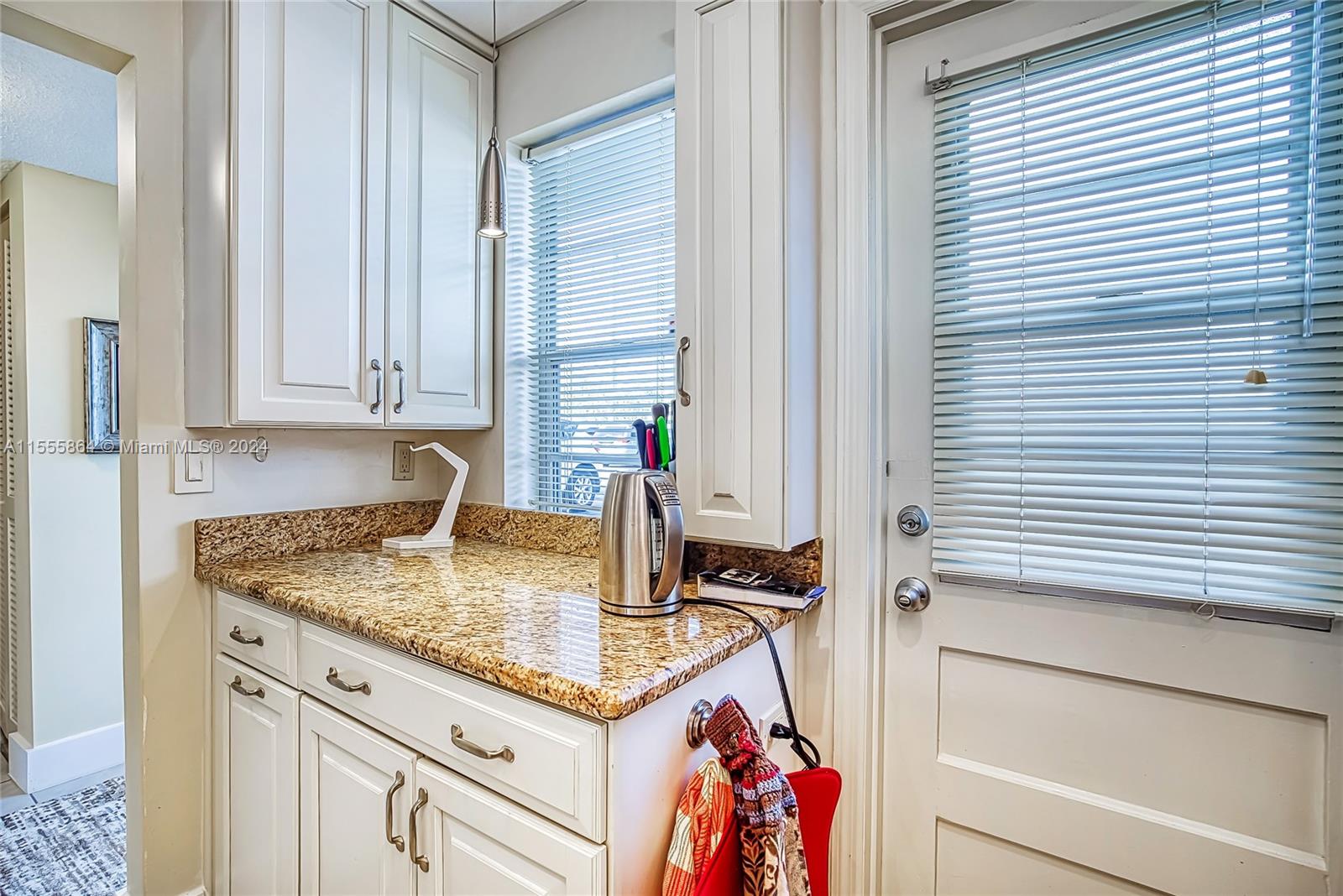 600 NE 2nd St 113, Dania Beach, Florida 33004, 1 Bedroom Bedrooms, ,1 BathroomBathrooms,Residential,For Sale,600 NE 2nd St 113,A11555864