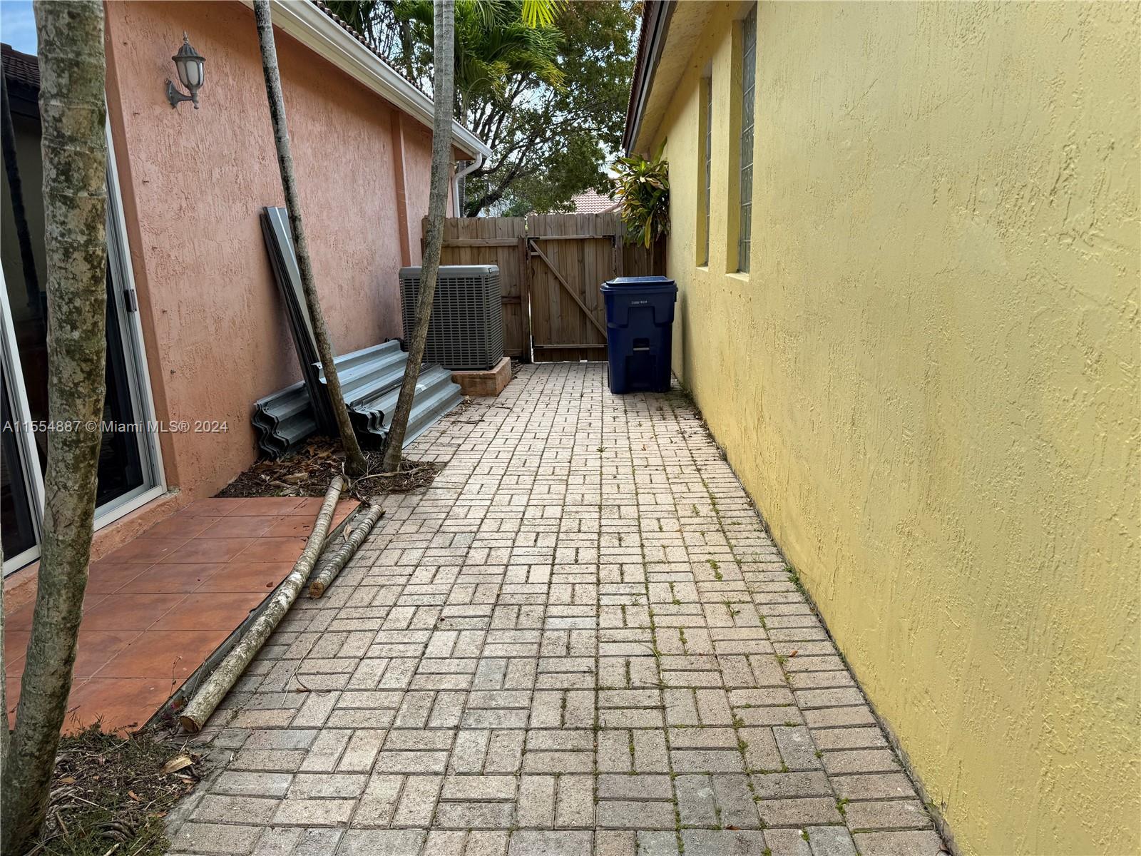 19501 NW 77th Ct, Hialeah, Florida 33015, 4 Bedrooms Bedrooms, ,2 BathroomsBathrooms,Residential,For Sale,19501 NW 77th Ct,A11554887