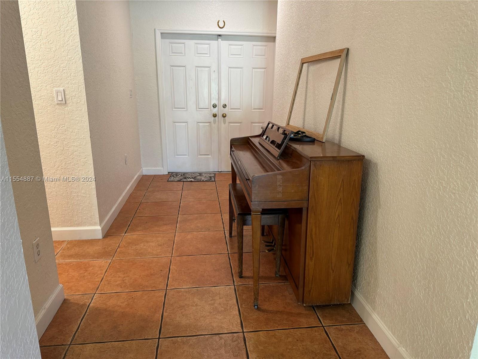 19501 NW 77th Ct, Hialeah, Florida 33015, 4 Bedrooms Bedrooms, ,2 BathroomsBathrooms,Residential,For Sale,19501 NW 77th Ct,A11554887