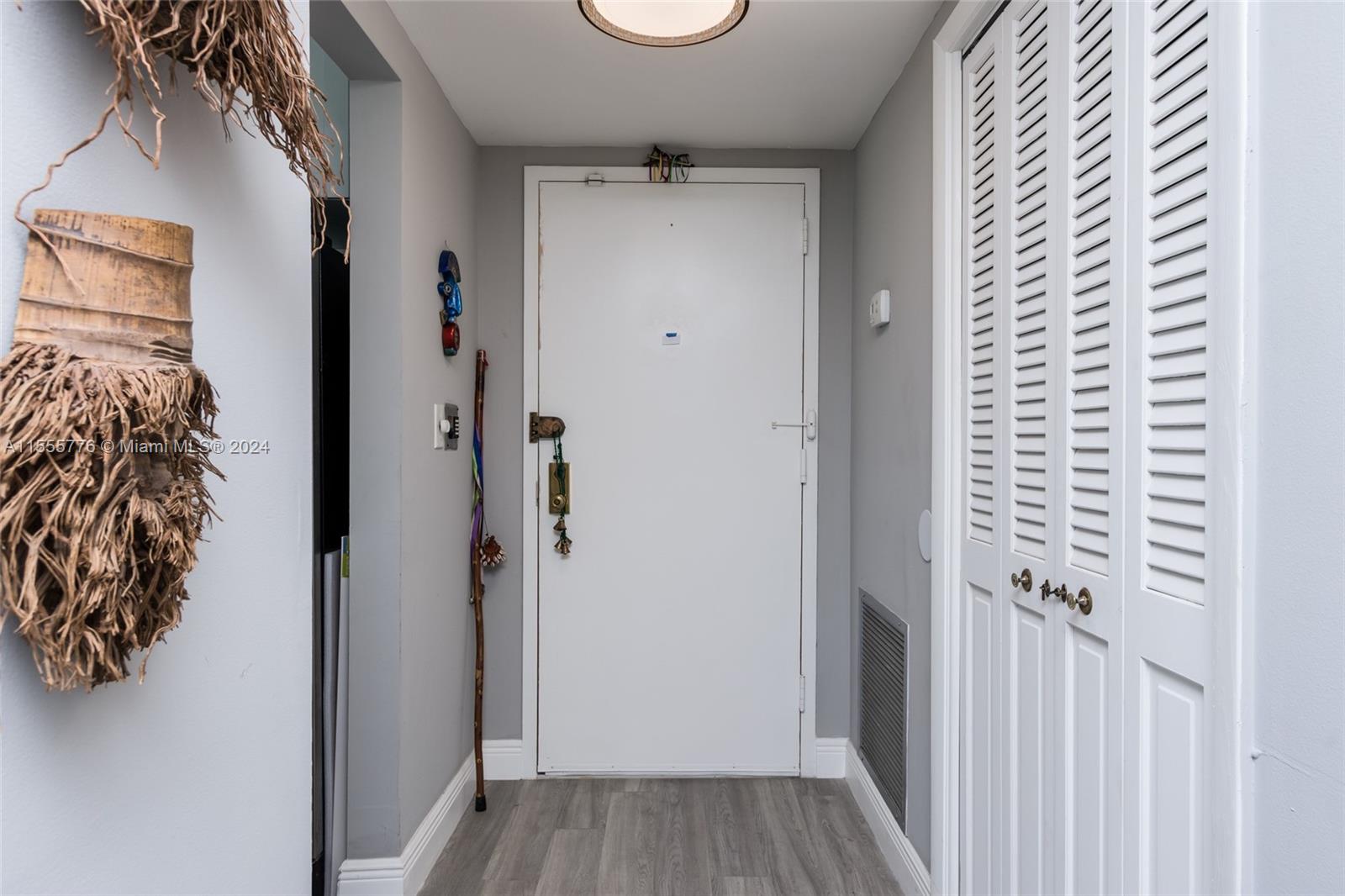 3850 Washington St 116, Hollywood, Florida 33021, 2 Bedrooms Bedrooms, ,2 BathroomsBathrooms,Residential,For Sale,3850 Washington St 116,A11555776