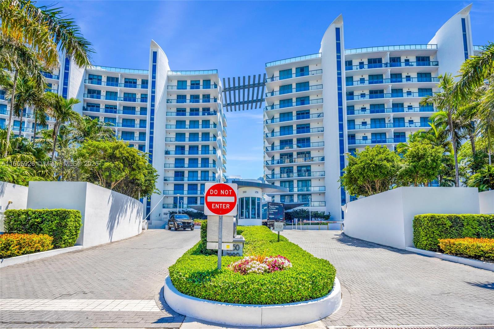 3250 NE 188th Street 608, Aventura, Florida 33180, 3 Bedrooms Bedrooms, ,5 BathroomsBathrooms,Residential,For Sale,3250 NE 188th Street 608,A11555926