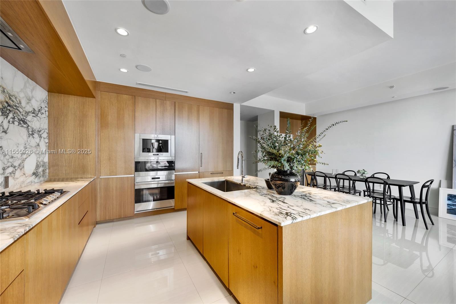 3250 NE 188th Street 608, Aventura, Florida 33180, 3 Bedrooms Bedrooms, ,5 BathroomsBathrooms,Residential,For Sale,3250 NE 188th Street 608,A11555926