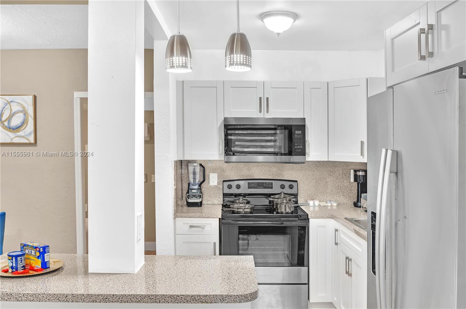 2742 Washington St, Hollywood, Florida 33020, 3 Bedrooms Bedrooms, ,2 BathroomsBathrooms,Residential,For Sale,2742 Washington St,A11555961