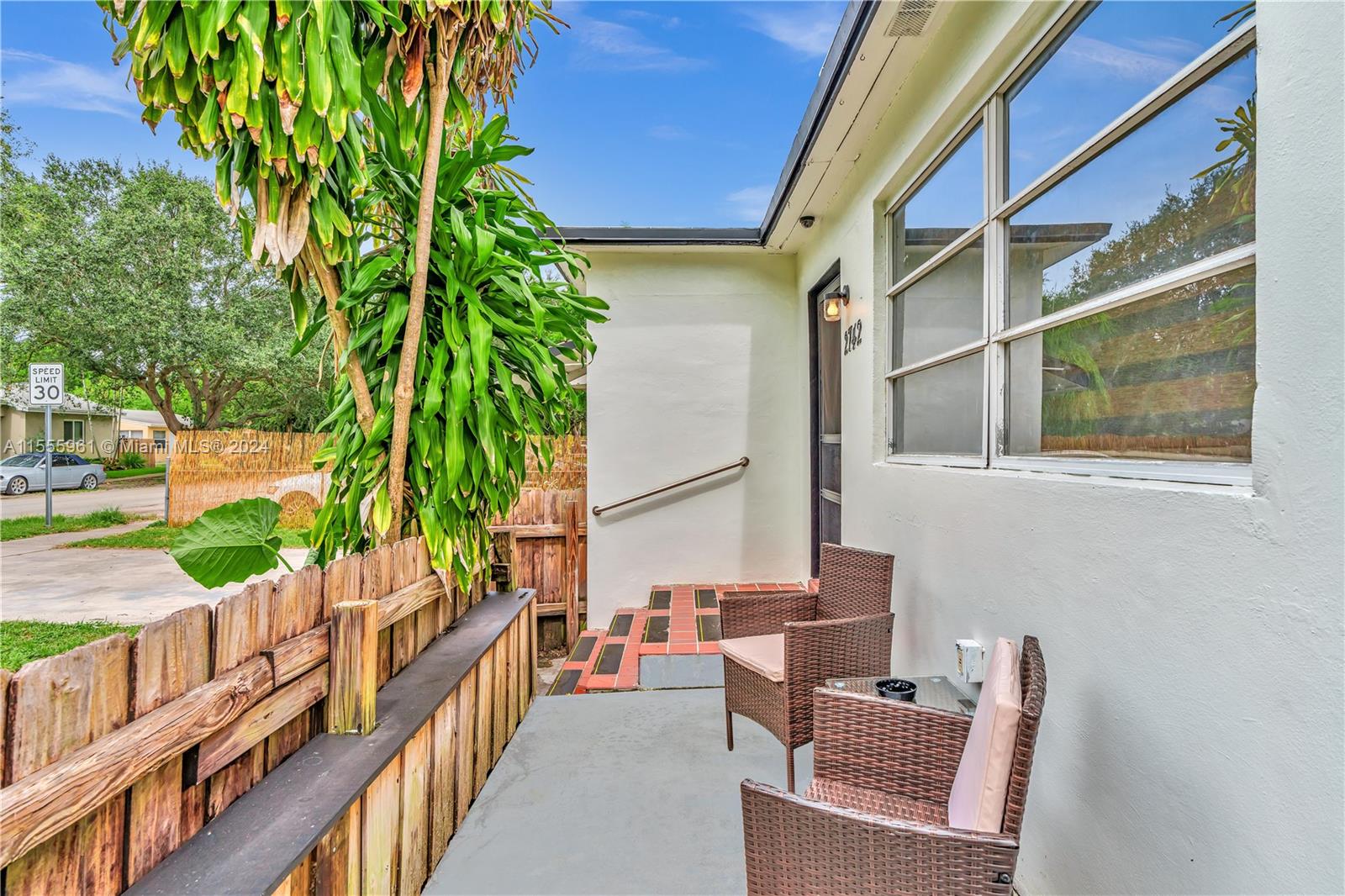 2742 Washington St, Hollywood, Florida 33020, 3 Bedrooms Bedrooms, ,2 BathroomsBathrooms,Residential,For Sale,2742 Washington St,A11555961