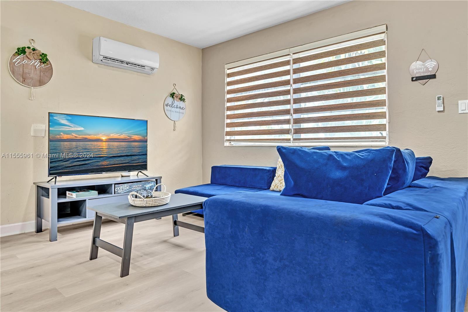 2742 Washington St, Hollywood, Florida 33020, 3 Bedrooms Bedrooms, ,2 BathroomsBathrooms,Residential,For Sale,2742 Washington St,A11555961