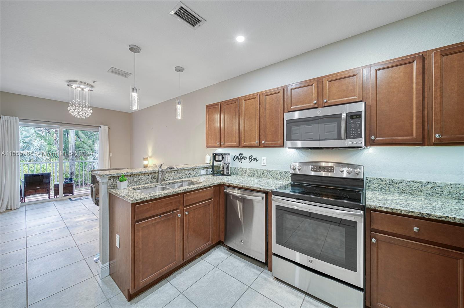 8740 NW 97th Ave 208, Doral, Florida 33178, 2 Bedrooms Bedrooms, ,2 BathroomsBathrooms,Residential,For Sale,8740 NW 97th Ave 208,A11555968