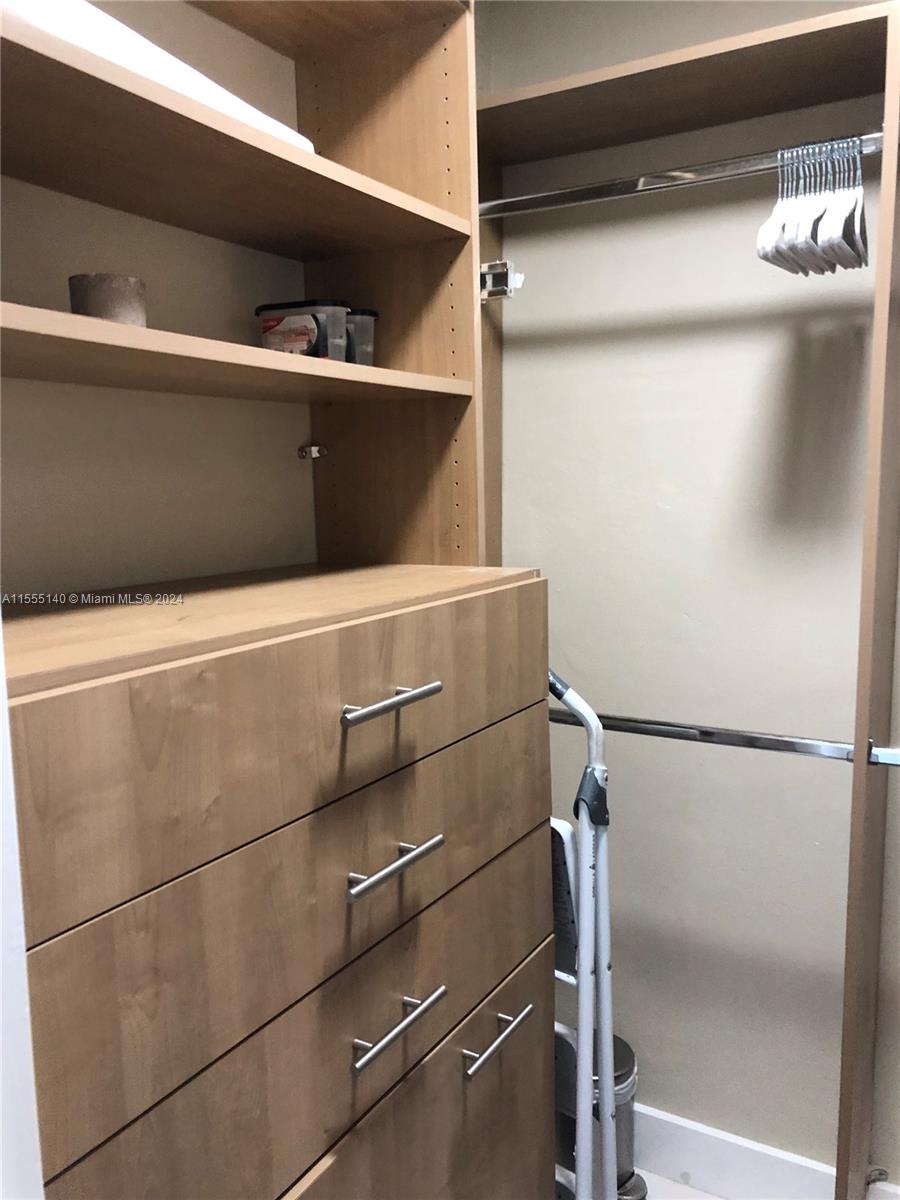 1000 West Ave 1110, Miami Beach, Florida 33139, 1 Bedroom Bedrooms, ,1 BathroomBathrooms,Residentiallease,For Rent,1000 West Ave 1110,A11555140