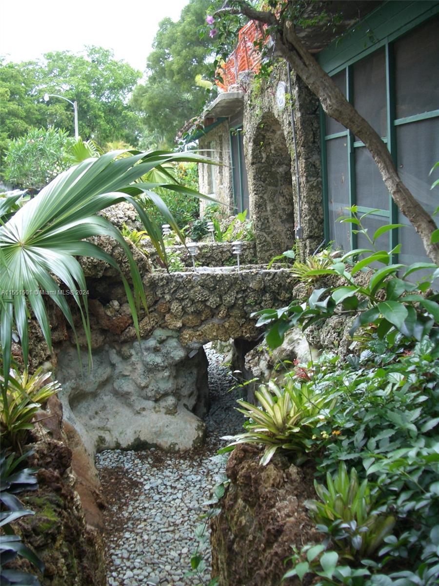 1301 Milan Ave Cottage 4, Coral Gables, Florida 33134, 1 Bedroom Bedrooms, ,1 BathroomBathrooms,Residential,For Sale,1301 Milan Ave Cottage 4,A11551501
