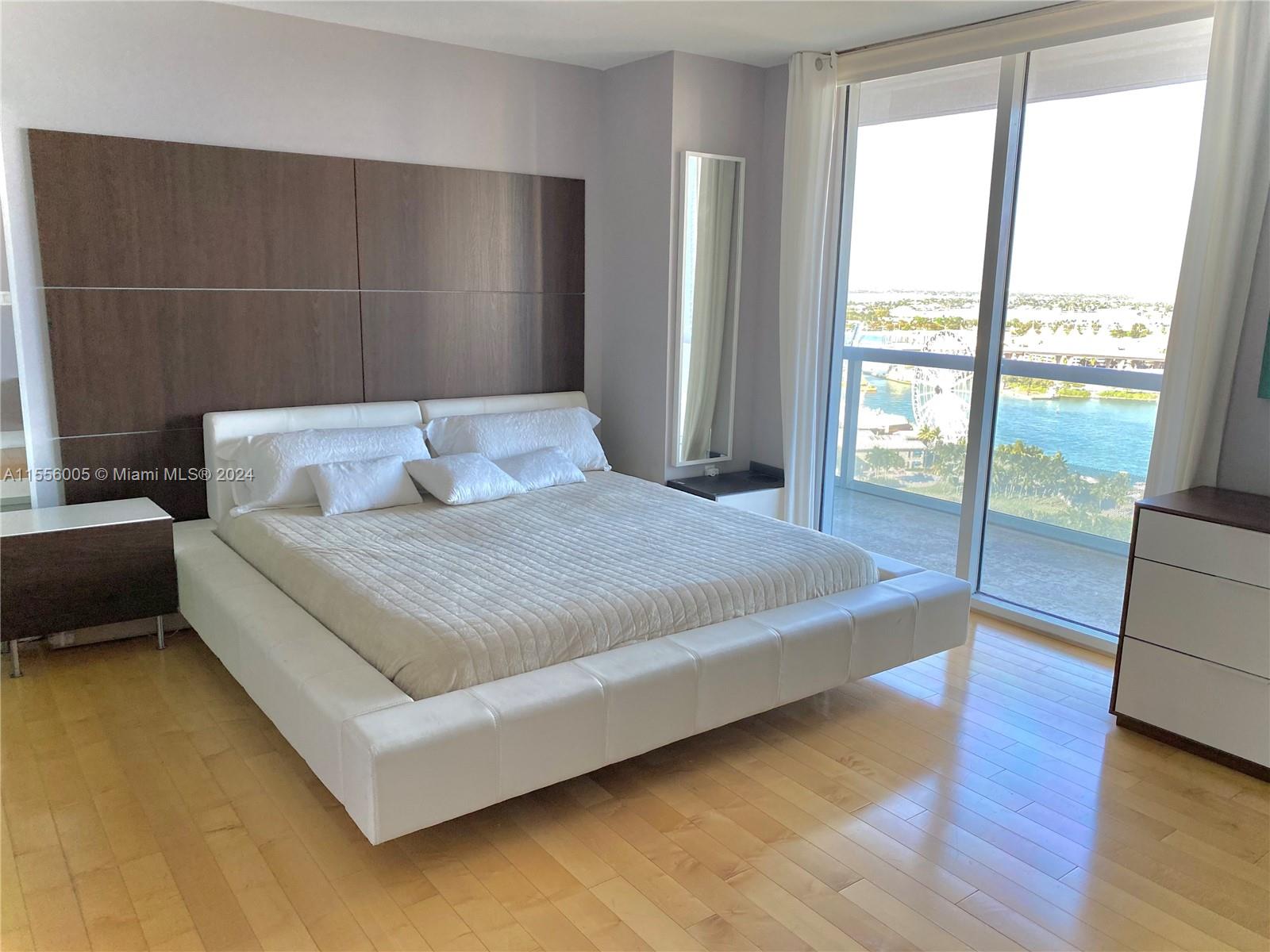50 Biscayne Blvd 2510, Miami, Florida 33132, 4 Bedrooms Bedrooms, ,4 BathroomsBathrooms,Residential,For Sale,50 Biscayne Blvd 2510,A11556005