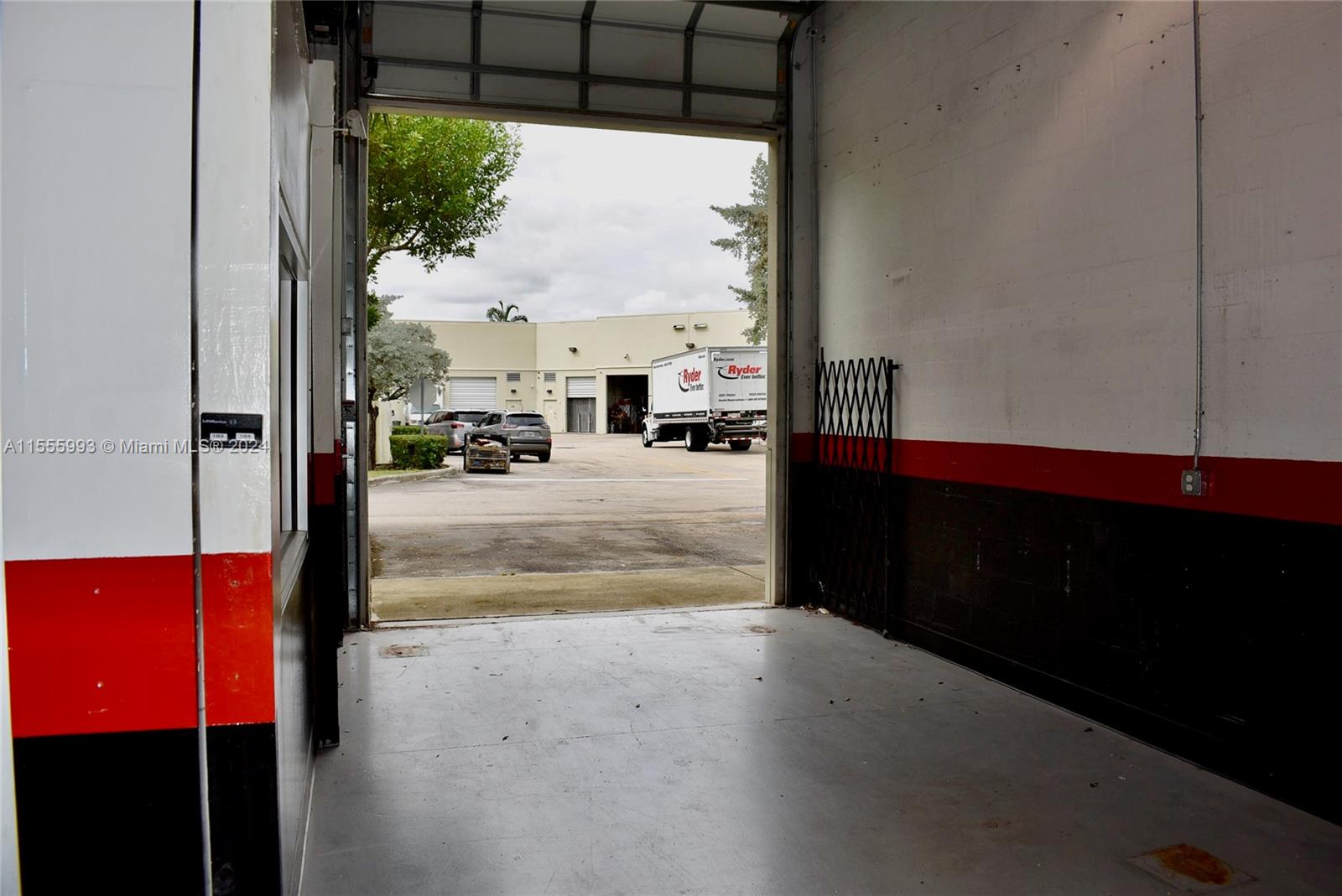 Sweetwater, Florida 33172, ,Commercialsale,For Sale,A11555993