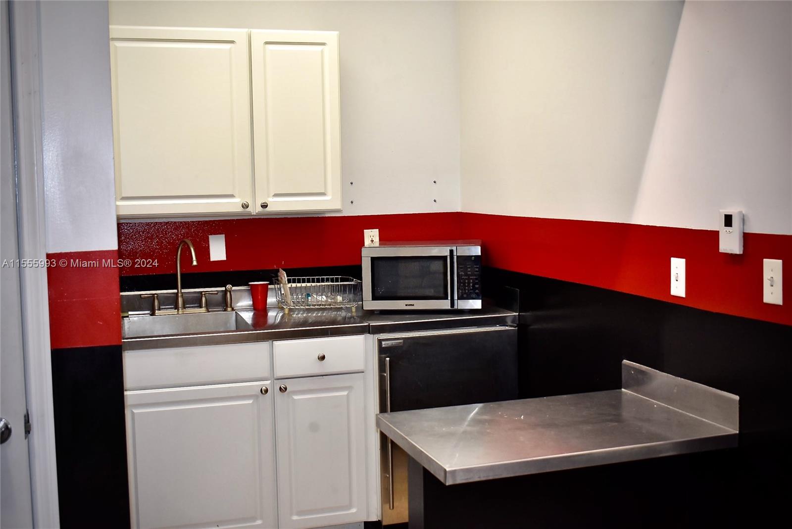 Sweetwater, Florida 33172, ,Commercialsale,For Sale,A11555993