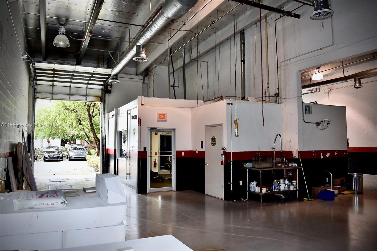 Sweetwater, Florida 33172, ,Commercialsale,For Sale,A11555993