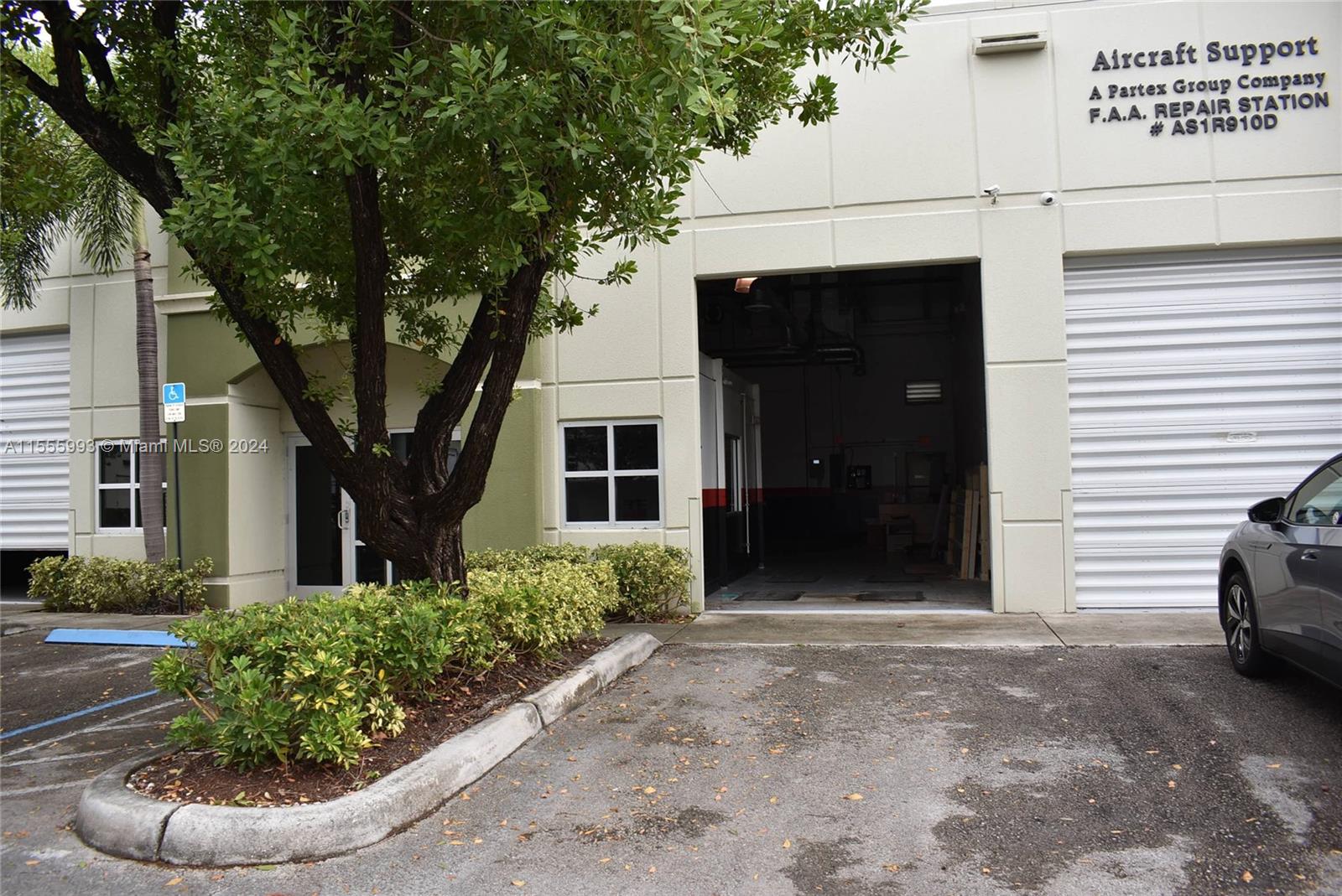 Sweetwater, Florida 33172, ,Commercialsale,For Sale,A11555993