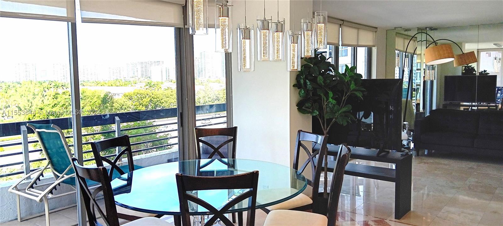 3400 NE 192nd St 705, Aventura, Florida 33180, 2 Bedrooms Bedrooms, ,2 BathroomsBathrooms,Residential,For Sale,3400 NE 192nd St 705,A11553644