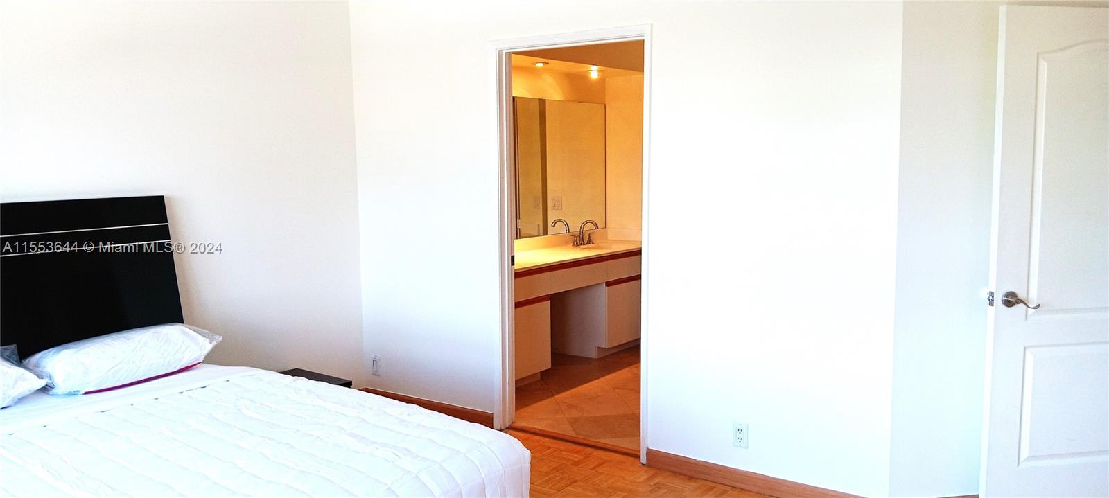 3400 NE 192nd St 705, Aventura, Florida 33180, 2 Bedrooms Bedrooms, ,2 BathroomsBathrooms,Residential,For Sale,3400 NE 192nd St 705,A11553644