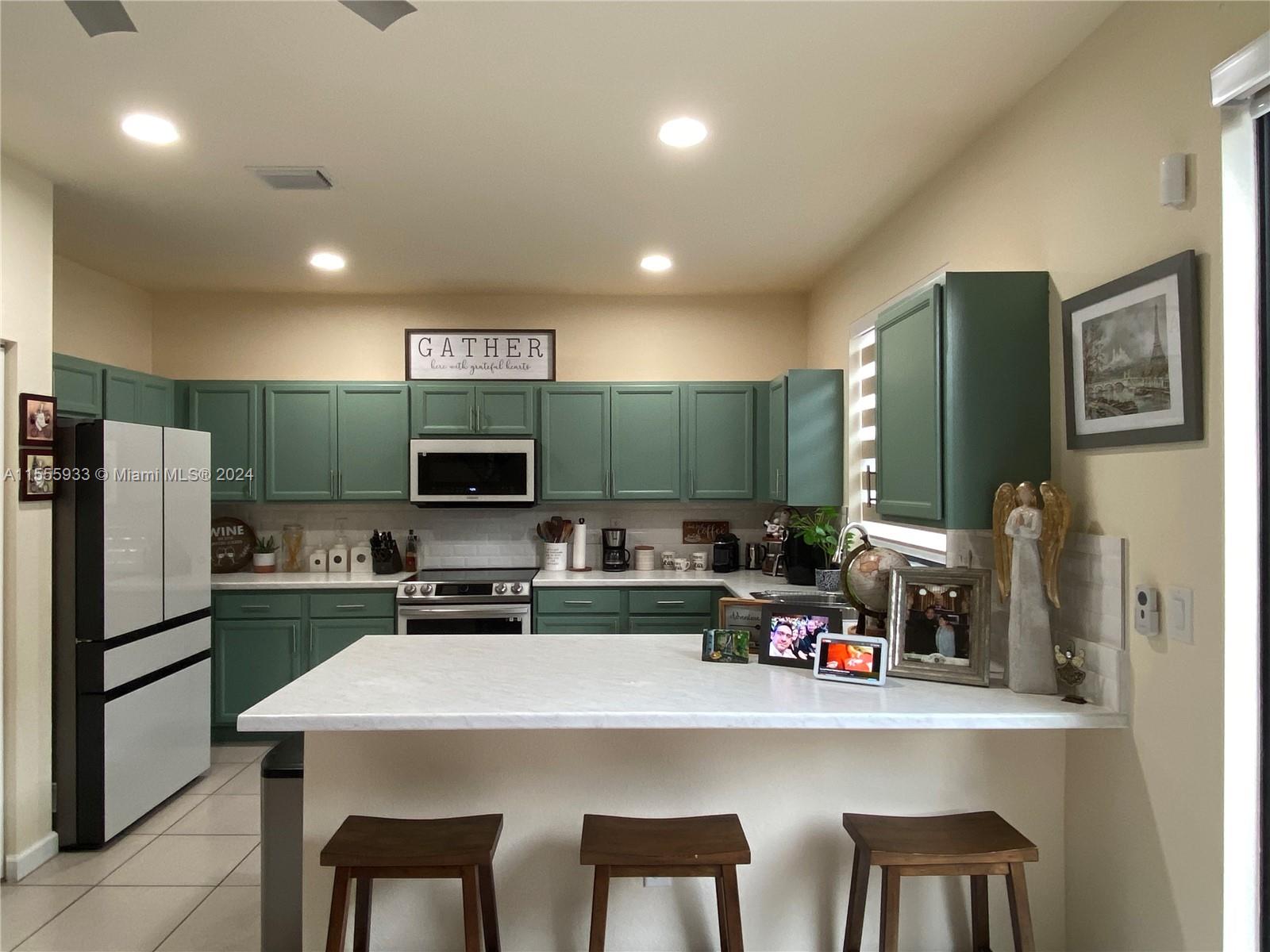 11430 SW 252nd Ter, Homestead, Florida 33032, 3 Bedrooms Bedrooms, ,2 BathroomsBathrooms,Residential,For Sale,11430 SW 252nd Ter,A11555933