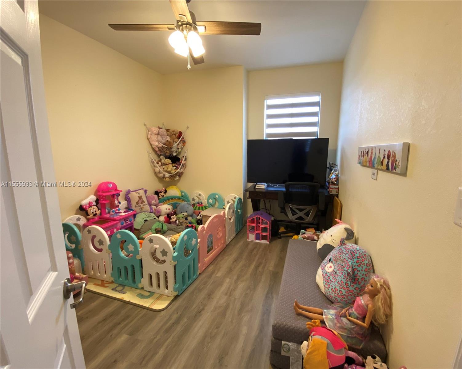 11430 SW 252nd Ter, Homestead, Florida 33032, 3 Bedrooms Bedrooms, ,2 BathroomsBathrooms,Residential,For Sale,11430 SW 252nd Ter,A11555933