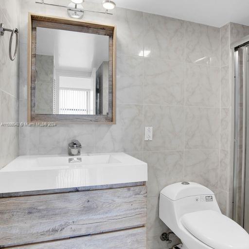 3625 N Country Club Dr 408, Aventura, Florida 33180, 2 Bedrooms Bedrooms, ,2 BathroomsBathrooms,Residential,For Sale,3625 N Country Club Dr 408,A11556042