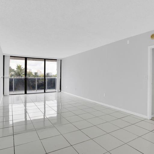 3625 N Country Club Dr 408, Aventura, Florida 33180, 2 Bedrooms Bedrooms, ,2 BathroomsBathrooms,Residential,For Sale,3625 N Country Club Dr 408,A11556042