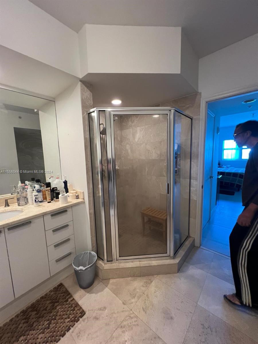 15051 Royal Oaks Ln 1404, North Miami, Florida 33181, 2 Bedrooms Bedrooms, ,2 BathroomsBathrooms,Residentiallease,For Rent,15051 Royal Oaks Ln 1404,A11556044